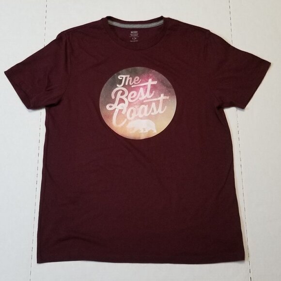 Old Navy Men's Large Maroon Graphic Tshirt - Picture 1 of 7